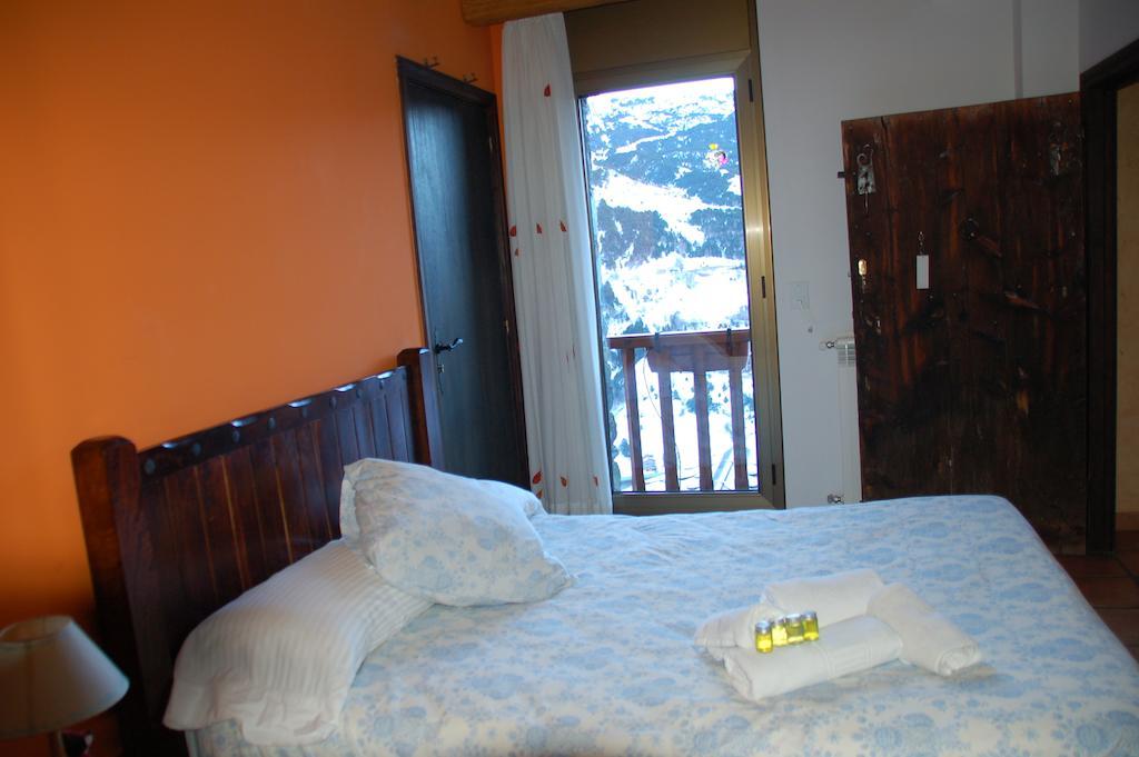 Casa Rural Restaurant Borda Patxeta Canillo Quarto foto